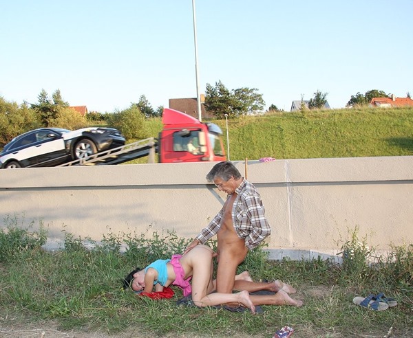 public-place-pussy-highway-fuck public-place-pussy-highway-fuck
